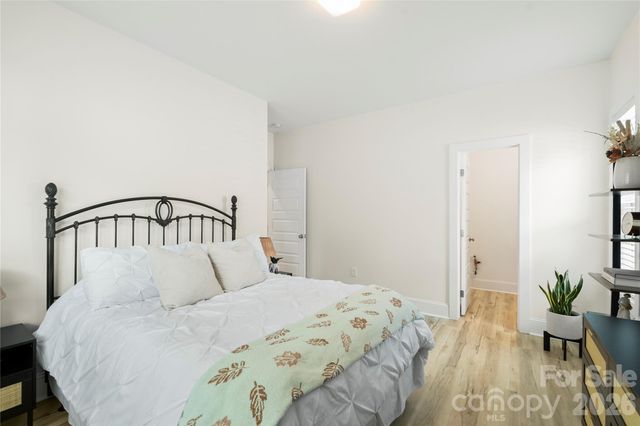 1613 Newcastle Street, Charlotte, NC 28216