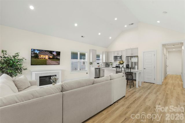 1613 Newcastle Street, Charlotte, NC 28216