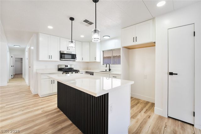 3369 Katmai Drive, Las Vegas, NV 89122