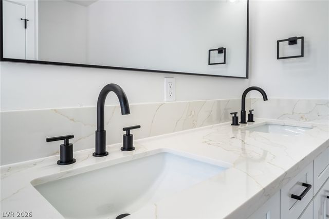 3369 Katmai Drive, Las Vegas, NV 89122