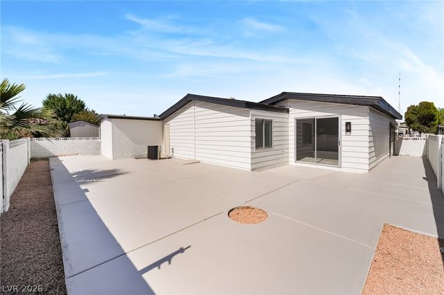 3369 Katmai Drive, Las Vegas, NV 89122