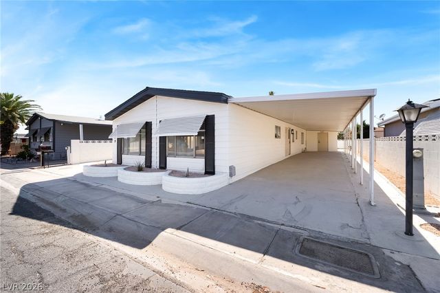 3369 Katmai Drive, Las Vegas, NV 89122