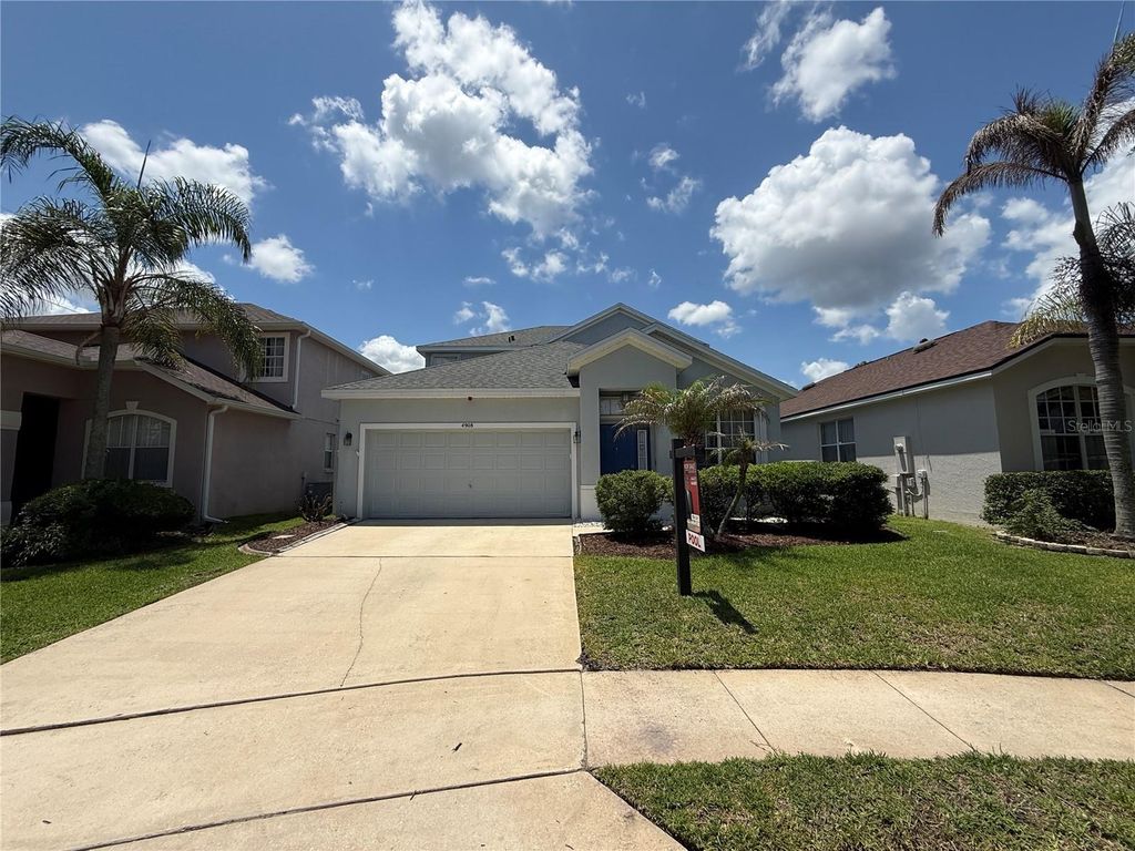Image 2 of property listing at 4908 OLDE KERRY DRIVE, Orlando, FL 32837