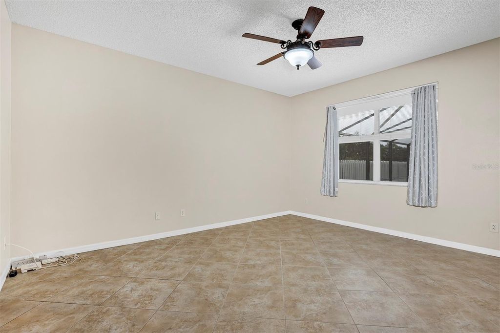 Image 20 of property listing at 4908 OLDE KERRY DRIVE, Orlando, FL 32837