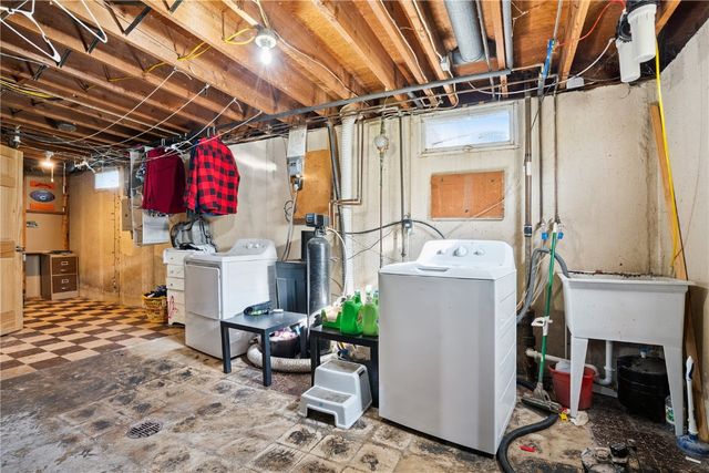 3030 18th Ave, Marion, IA 52302