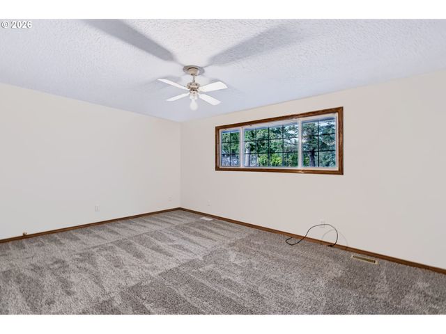 17924 S FORSYTHE Rd, Oregon City, OR 97045