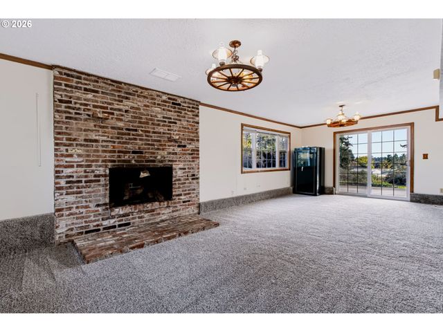 17924 S FORSYTHE Rd, Oregon City, OR 97045