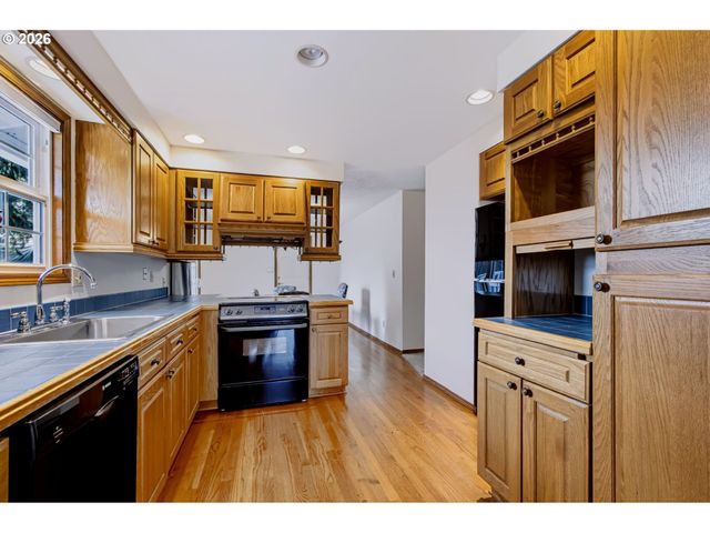 17924 S FORSYTHE Rd, Oregon City, OR 97045