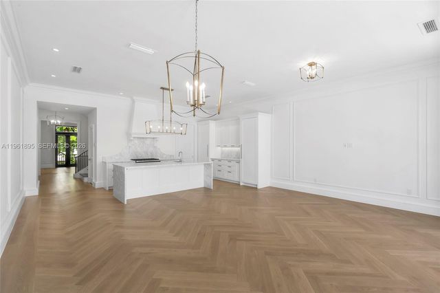 2609 Anderson Rd 2609, Coral Gables, FL 33134