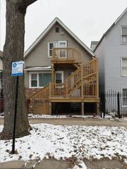 1726 N Artesian Avenue 1, Chicago, IL 60647