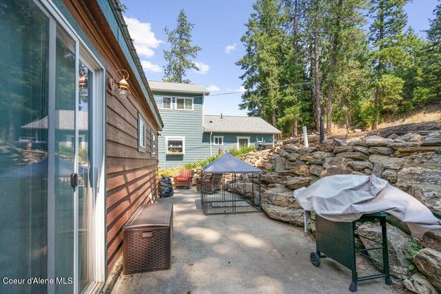 12348 N WOODLAND BEACH DR, Hauser, ID 83854