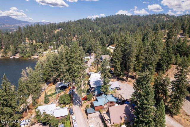 12348 N WOODLAND BEACH DR, Hauser, ID 83854