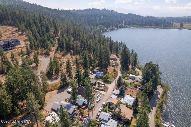 12348 N WOODLAND BEACH DR, Hauser, ID 83854
