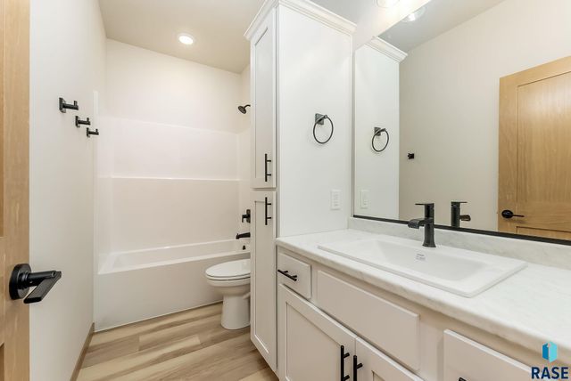 930 E Dutch St Street, Tea, SD 57064