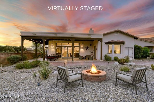 4185 S Manolito Drive, Green Valley, AZ 85622