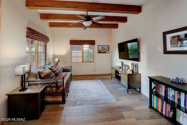 4185 S Manolito Drive, Green Valley, AZ 85622