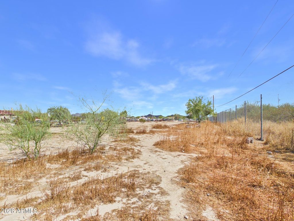 20117 W NARRAMORE Road, Buckeye, AZ 85326 — photo 3