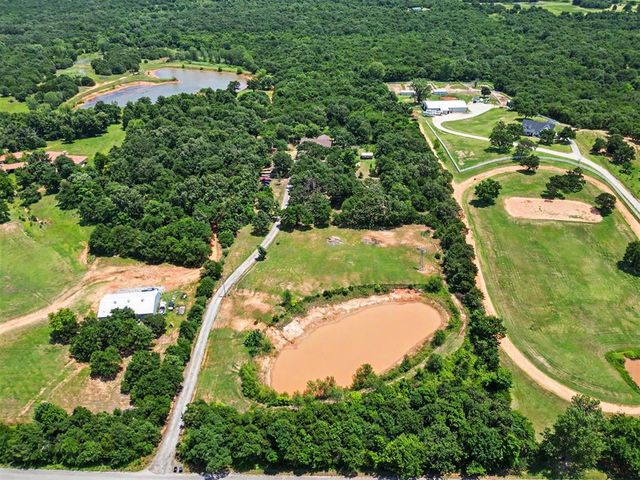 7208 S Triple X Road, Choctaw, OK 73020