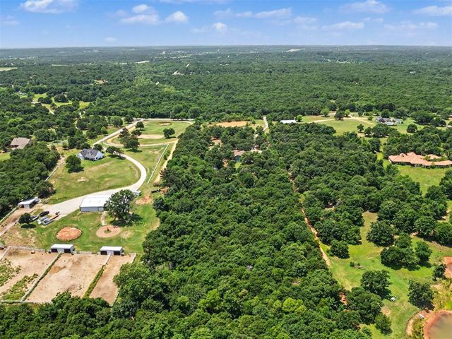 7208 S Triple X Road, Choctaw, OK 73020