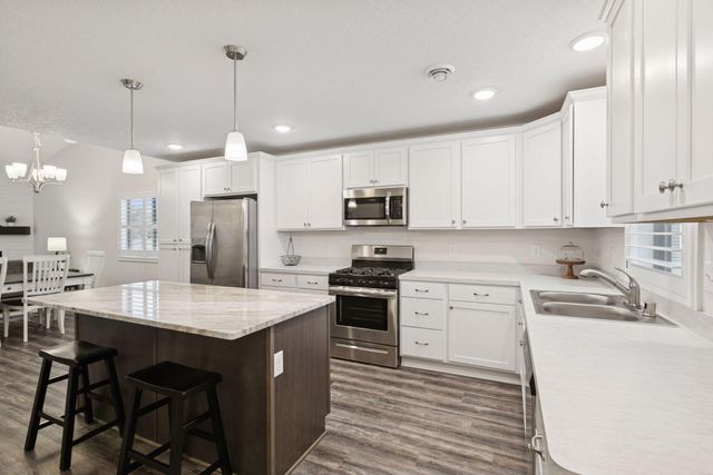 4005 Iris Court, Rockford, MN 55373