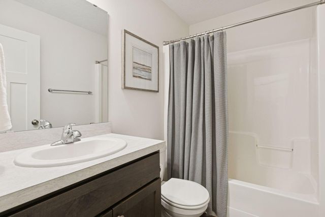 4005 Iris Court, Rockford, MN 55373