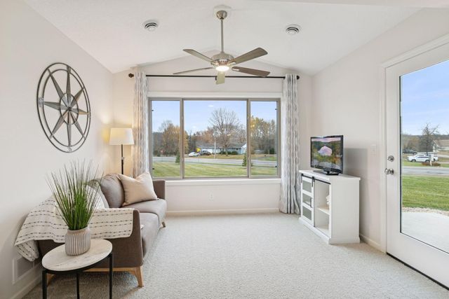 4005 Iris Court, Rockford, MN 55373