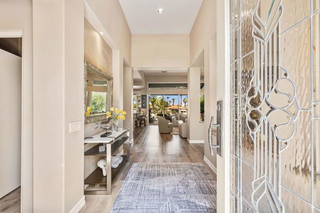 570 Mesa Grande Drive, Palm Desert, CA 92211