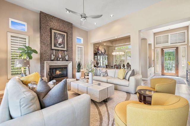 570 Mesa Grande Drive, Palm Desert, CA 92211