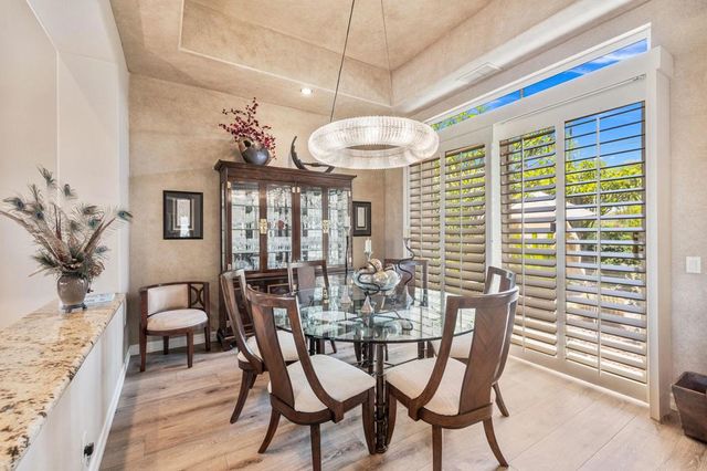 570 Mesa Grande Drive, Palm Desert, CA 92211