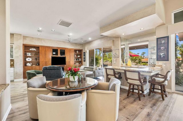 570 Mesa Grande Drive, Palm Desert, CA 92211