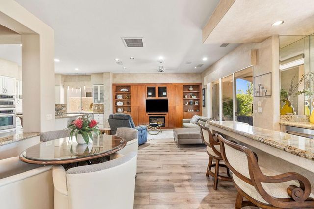 570 Mesa Grande Drive, Palm Desert, CA 92211