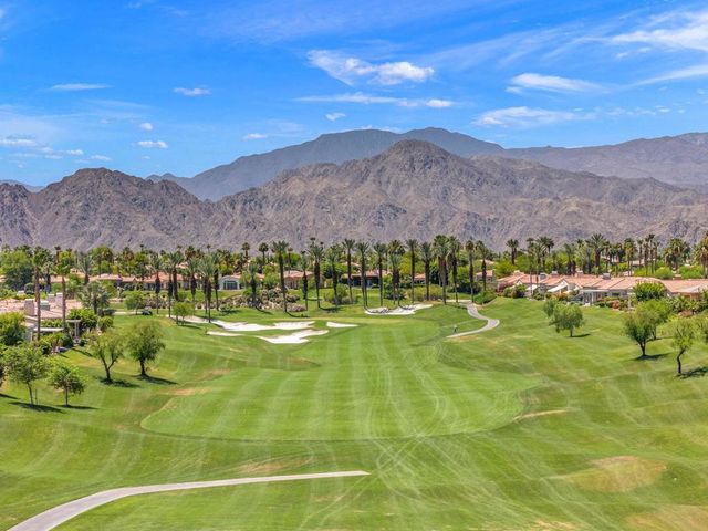 570 Mesa Grande Drive, Palm Desert, CA 92211