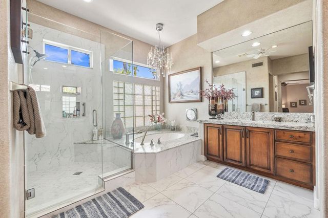 570 Mesa Grande Drive, Palm Desert, CA 92211
