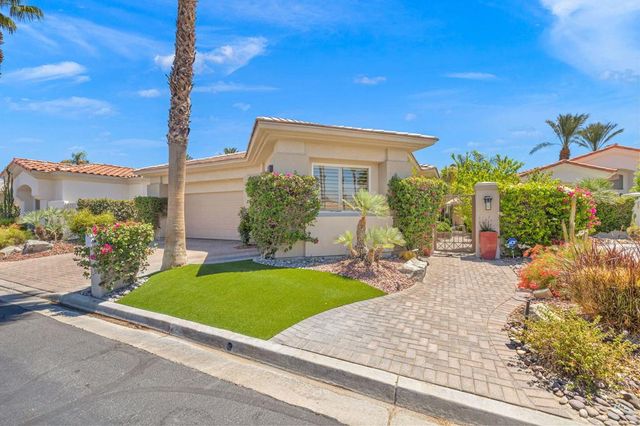570 Mesa Grande Drive, Palm Desert, CA 92211