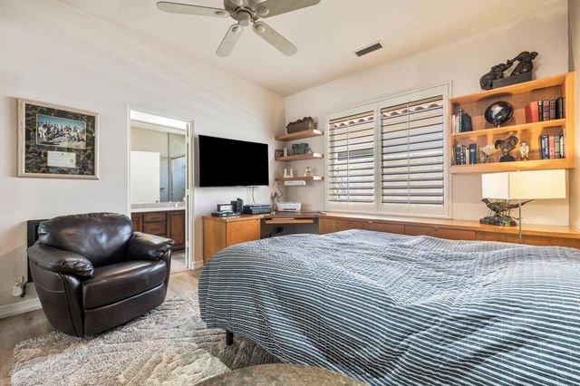 570 Mesa Grande Drive, Palm Desert, CA 92211