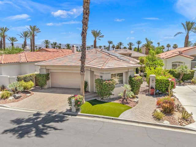 570 Mesa Grande Drive, Palm Desert, CA 92211