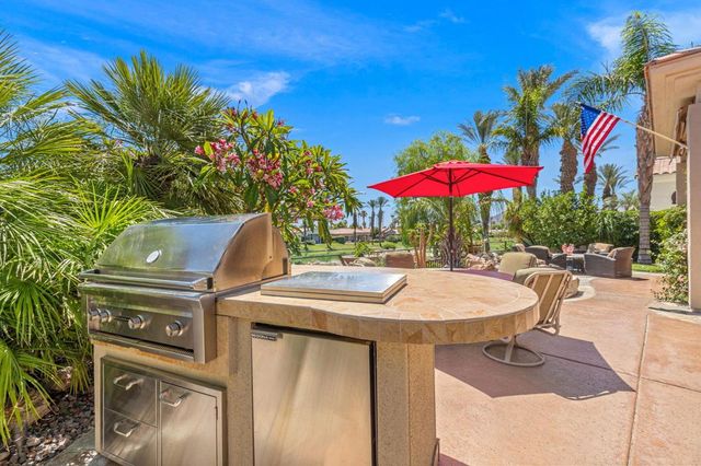 570 Mesa Grande Drive, Palm Desert, CA 92211