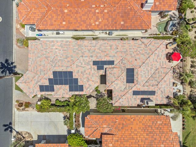 570 Mesa Grande Drive, Palm Desert, CA 92211