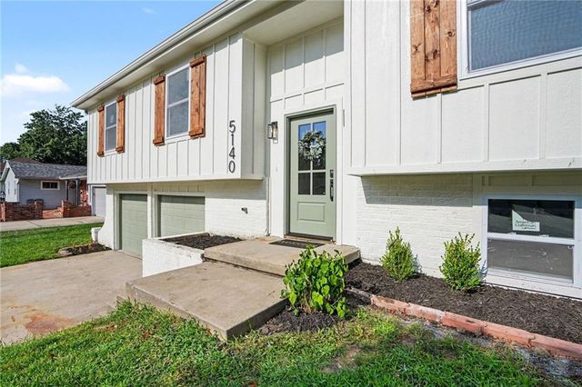 5140 Garnett Street, Shawnee, KS 66203