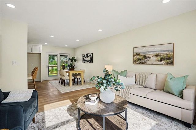5140 Garnett Street, Shawnee, KS 66203