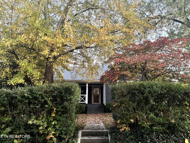 306 Dahlia Drive, Knoxville, TN 37918