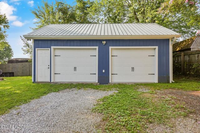 306 Dahlia Drive, Knoxville, TN 37918