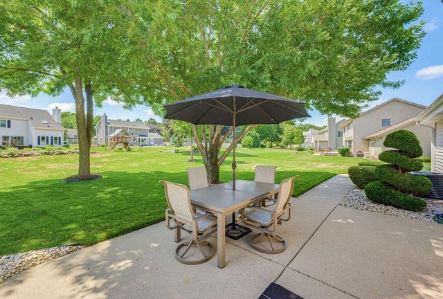 2021 Inverness DRIVE, Waukesha, WI 53186
