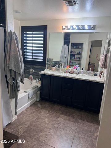 18617 W RAYMOND Street, Goodyear, AZ 85338