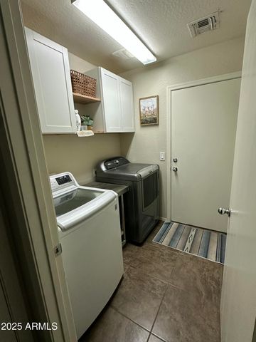 18617 W RAYMOND Street, Goodyear, AZ 85338