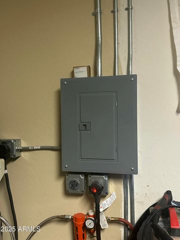 18617 W RAYMOND Street, Goodyear, AZ 85338