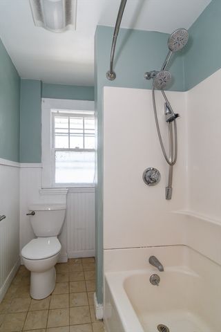 20 Circular Ave, Natick, MA 01760