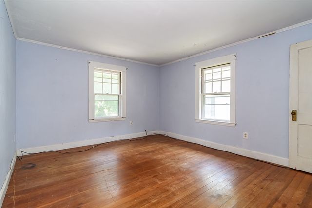 20 Circular Ave, Natick, MA 01760