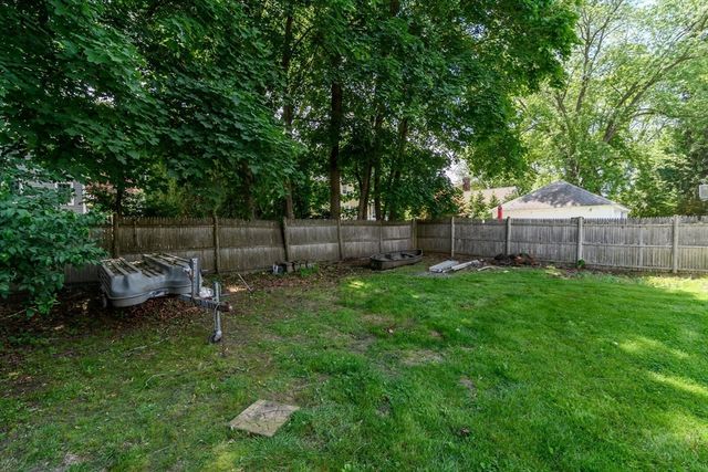 20 Circular Ave, Natick, MA 01760