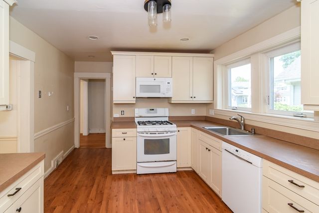 20 Circular Ave, Natick, MA 01760